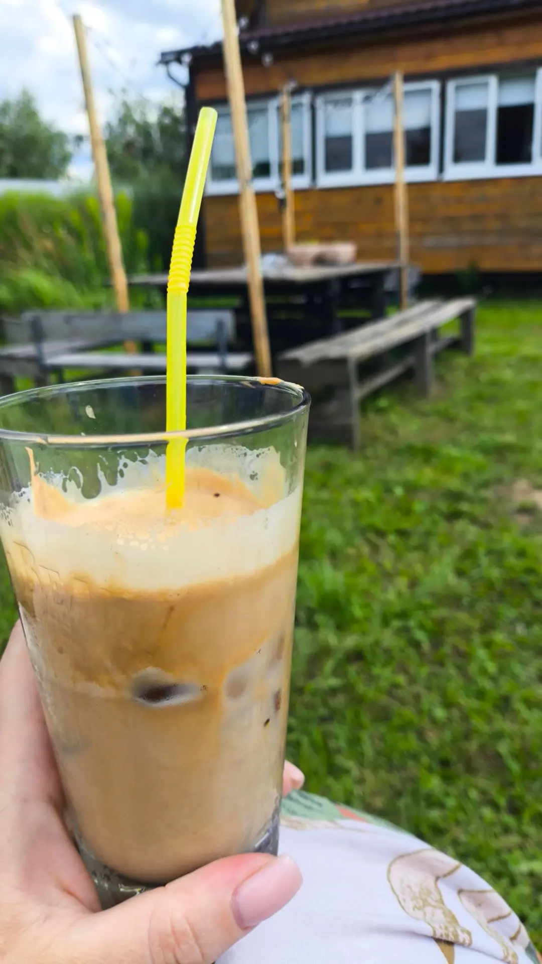 ☕ Рецепт холодного кофе: пара ложек растворимого кофе, ложечка или две сахара, в высоко...