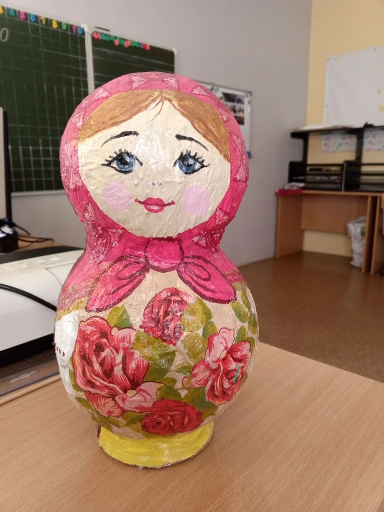 На кружок " ЭкоЛаб" приходила Матрешка и рассказала как она появилась на свет. Попросил...