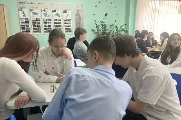 👩‍💻19 марта в рамках Недели высоких технологий учащиеся 8 «Г» класса приняли участие в квизе «Искусс
