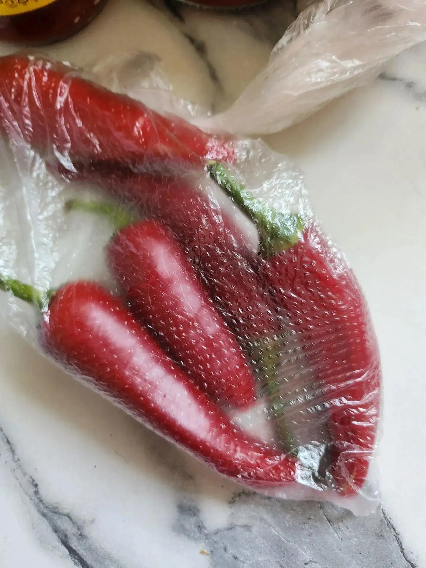 Соус "Сладкий чили" 🌶️ В меру острый и сладкий, как тот самый Heinz.