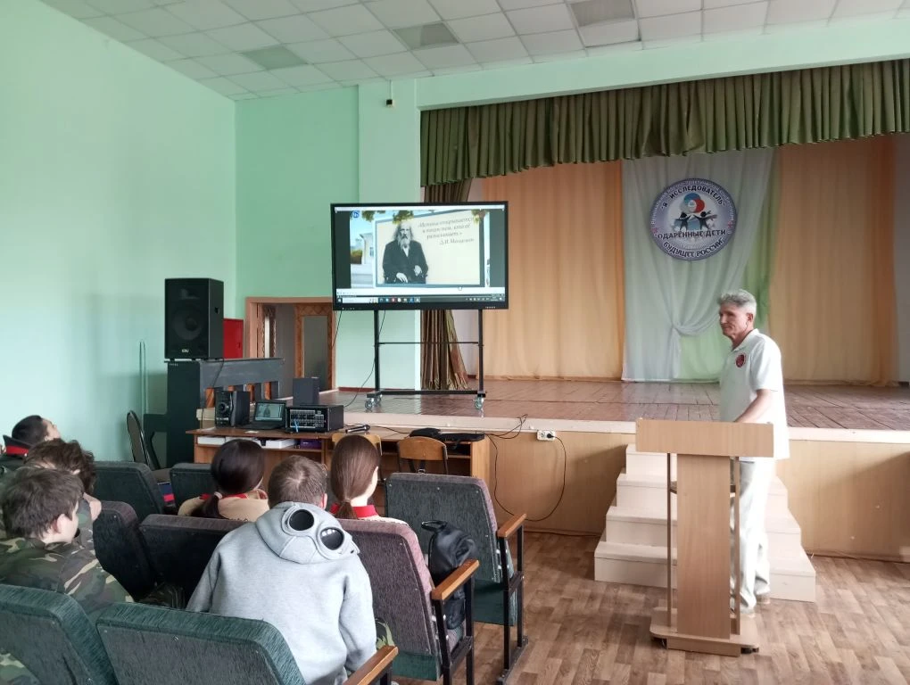 14 мая в нашей школе прошло мероприятие " Здоровый образ жизни против наркотиков и вредных привычек"