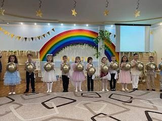 Начались выпускные утренники в детском саду — трогательное и незабываемое событие для д...
