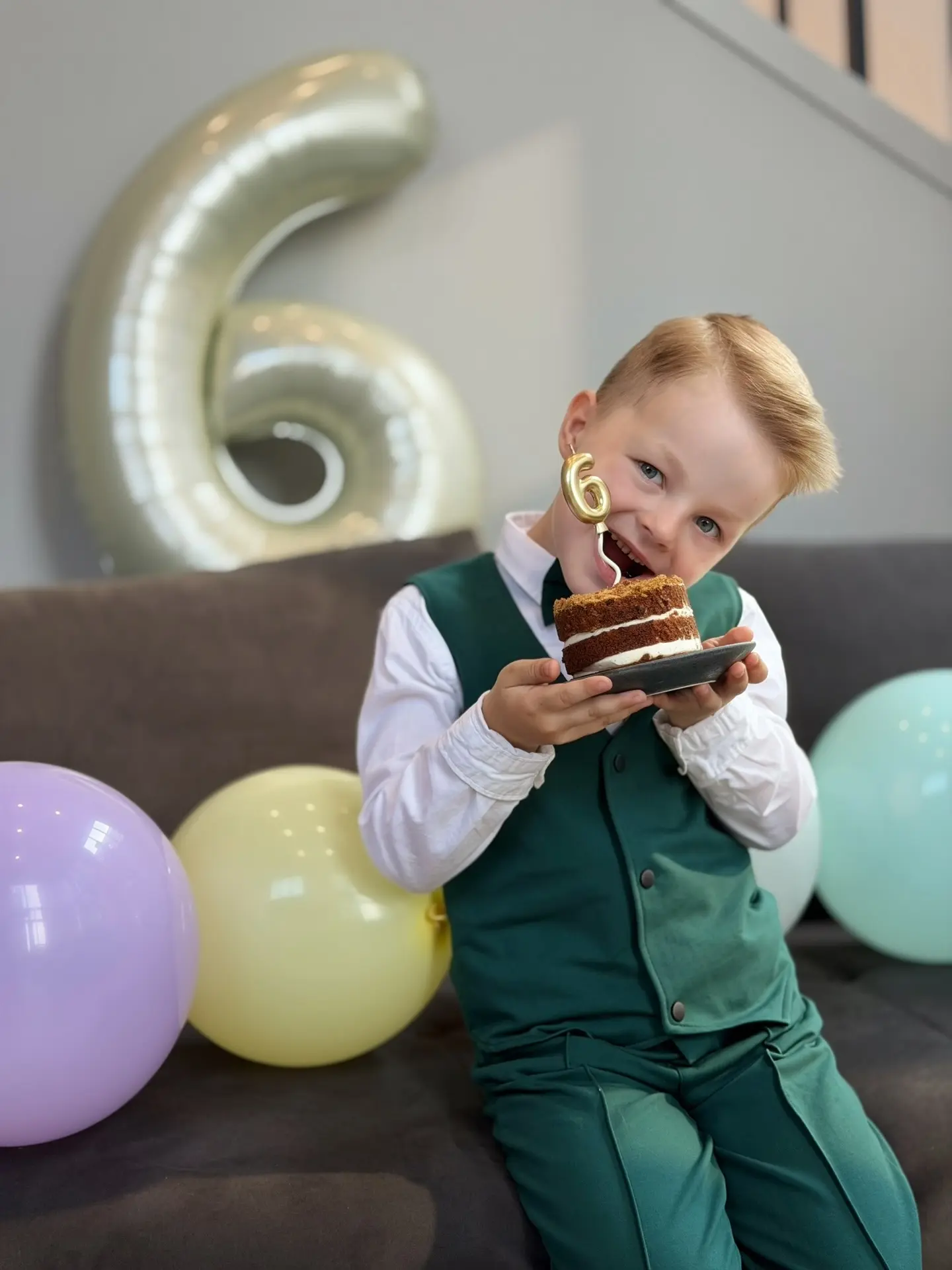Ура 🥳 с днём рождения, Маркушу 🥰
Принимаем поздравления 🥳🫶