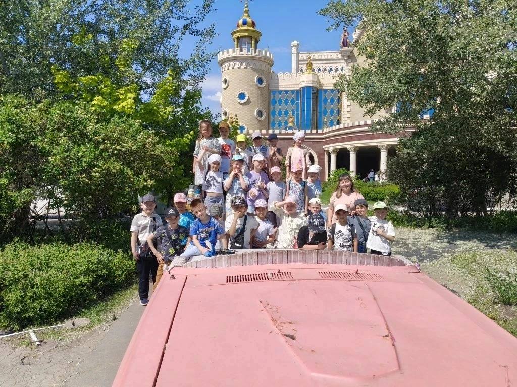 20 мая 2026 года ребята из объединения "Юный казанец" отправились на экскурсию в театр кукол "Экият"