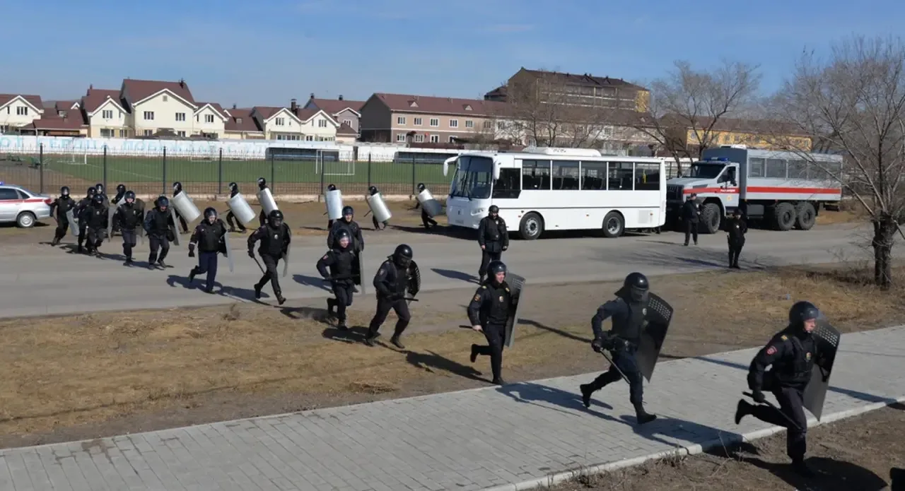 В Черногорске завершились учения сотрудников МВД по Республике Хакасия и взаимодействующих сил  Сего