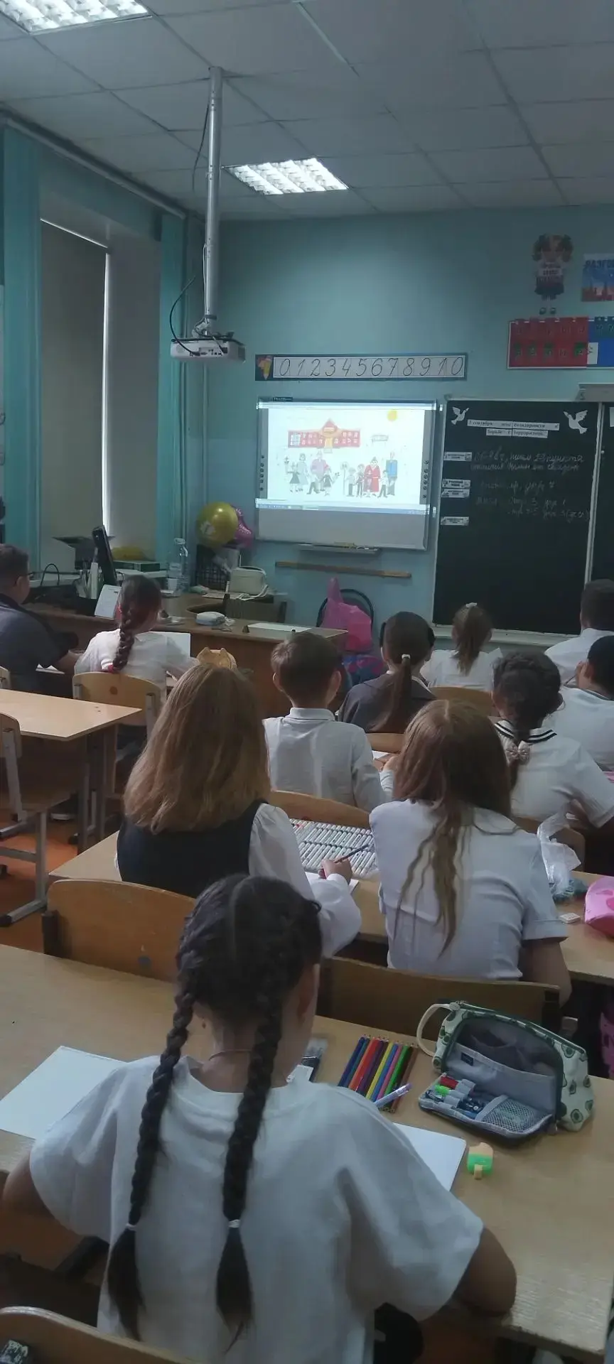 Сегодня в нашей школе прошли важные классные часы, посвящённые Дню солидарности в борьб...