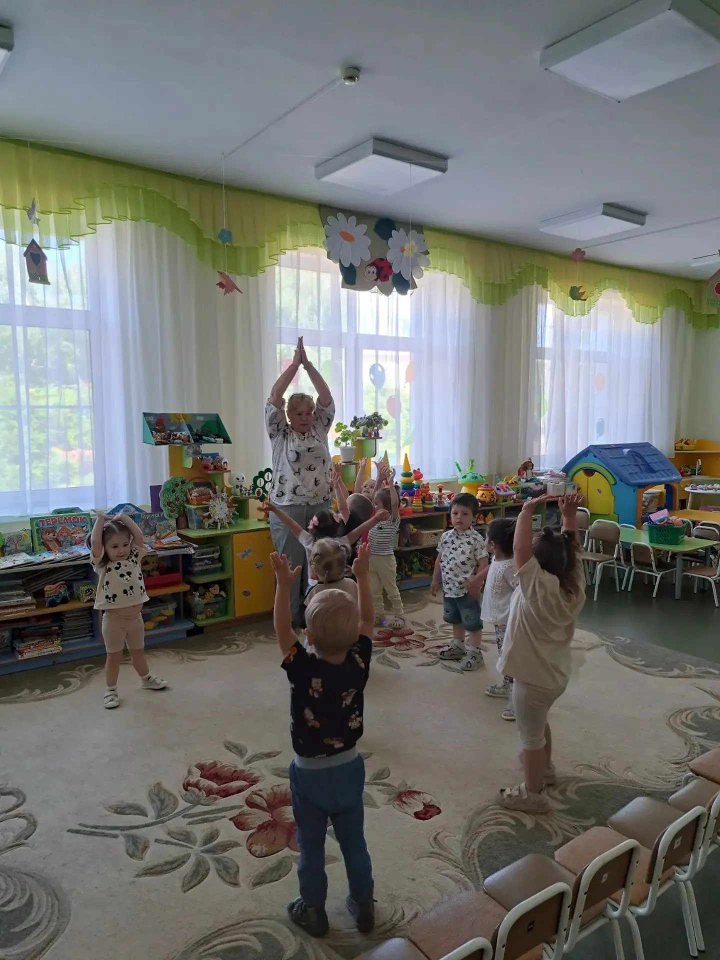 Здоровье детей является одной из самых актуальных проблем в современном обществе. И конечно же нам в