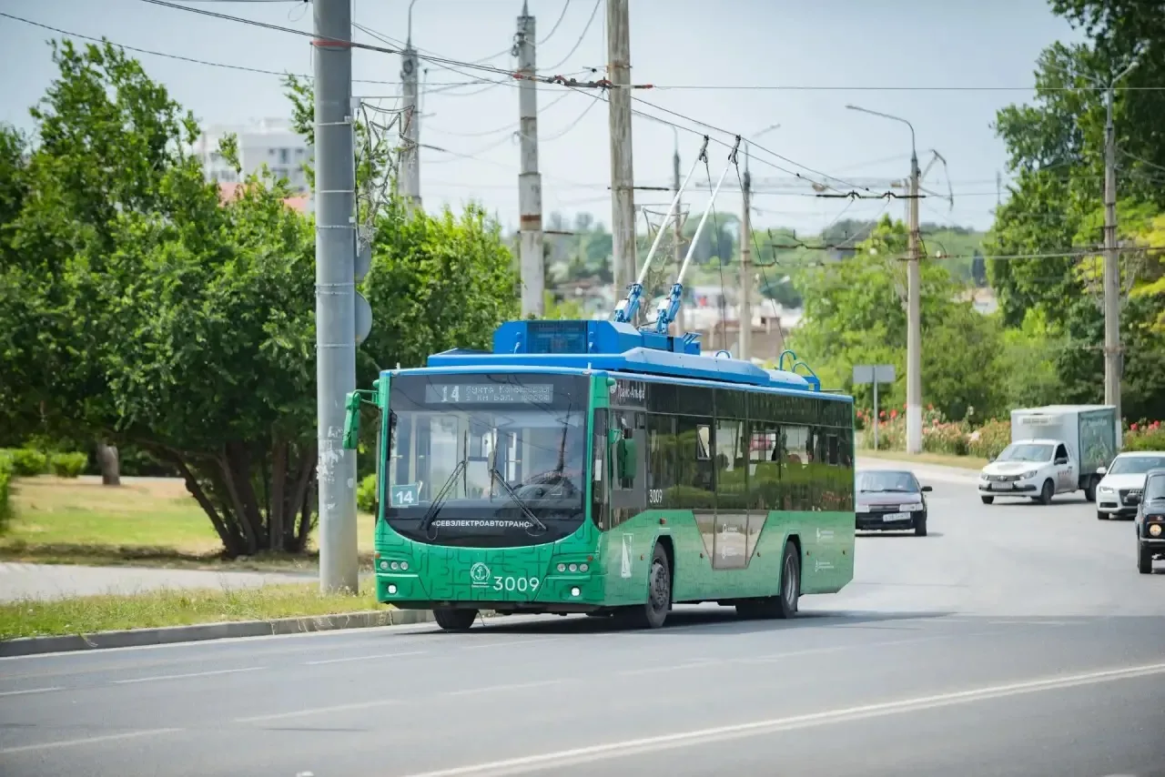 Общественный транспорт в Севастополе будет ходить во время воздушной тревоги

Соответствующее решени