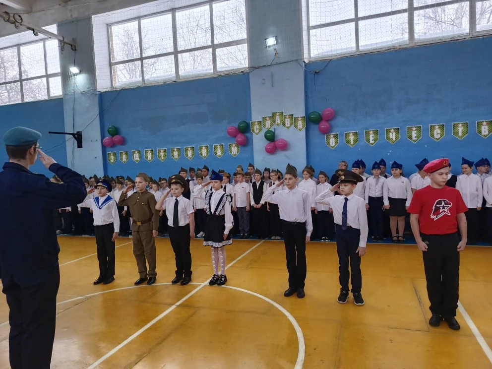 20 февраля в лицее прошло грандиозное событие «Торжественный парад Российских войск-2026». Традицион
