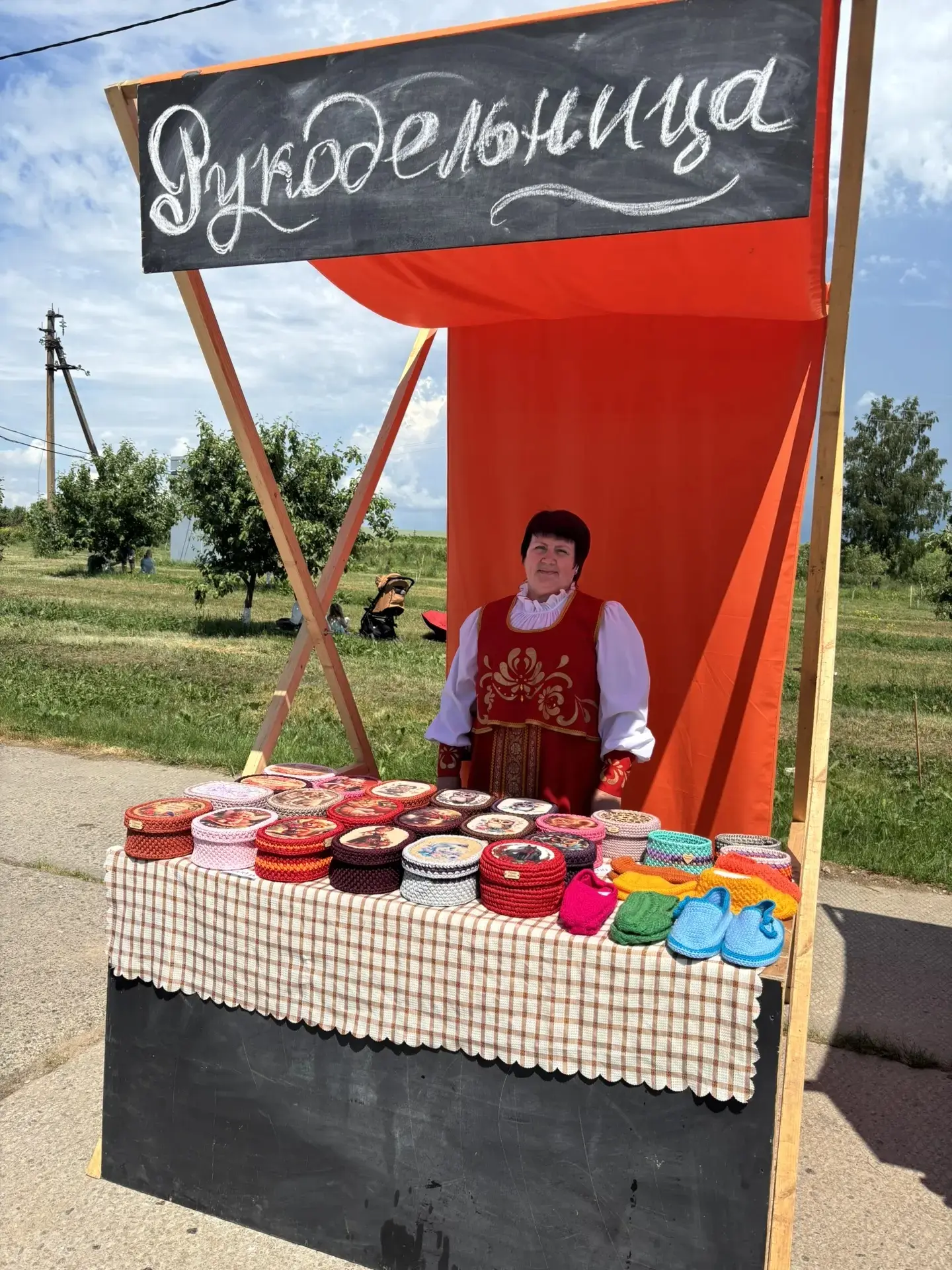 💥 В минувшую субботу в д. Торкотино состоялся фестиваль сидра "Торкотино Фест" 🍏🍎, в котором прин