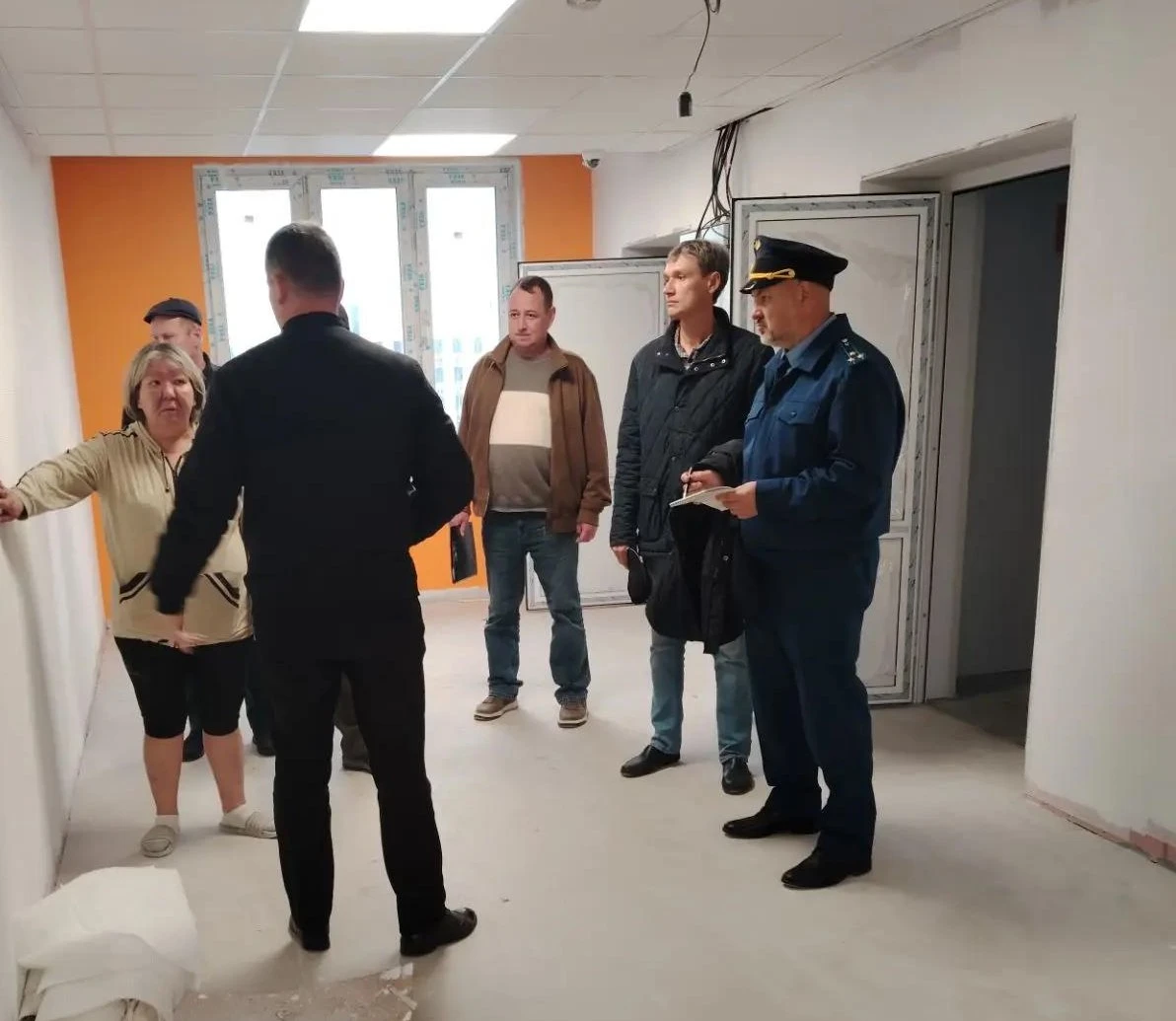Прокурор г. Абакана Олег Загрядский принял участие в оперативном штабе на социально зна...