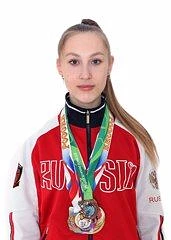 Бомбическая новость! 🪐 Выпускнице спортивной школы «Олимп», подопечной тренера Дмитрия Комарова Бат