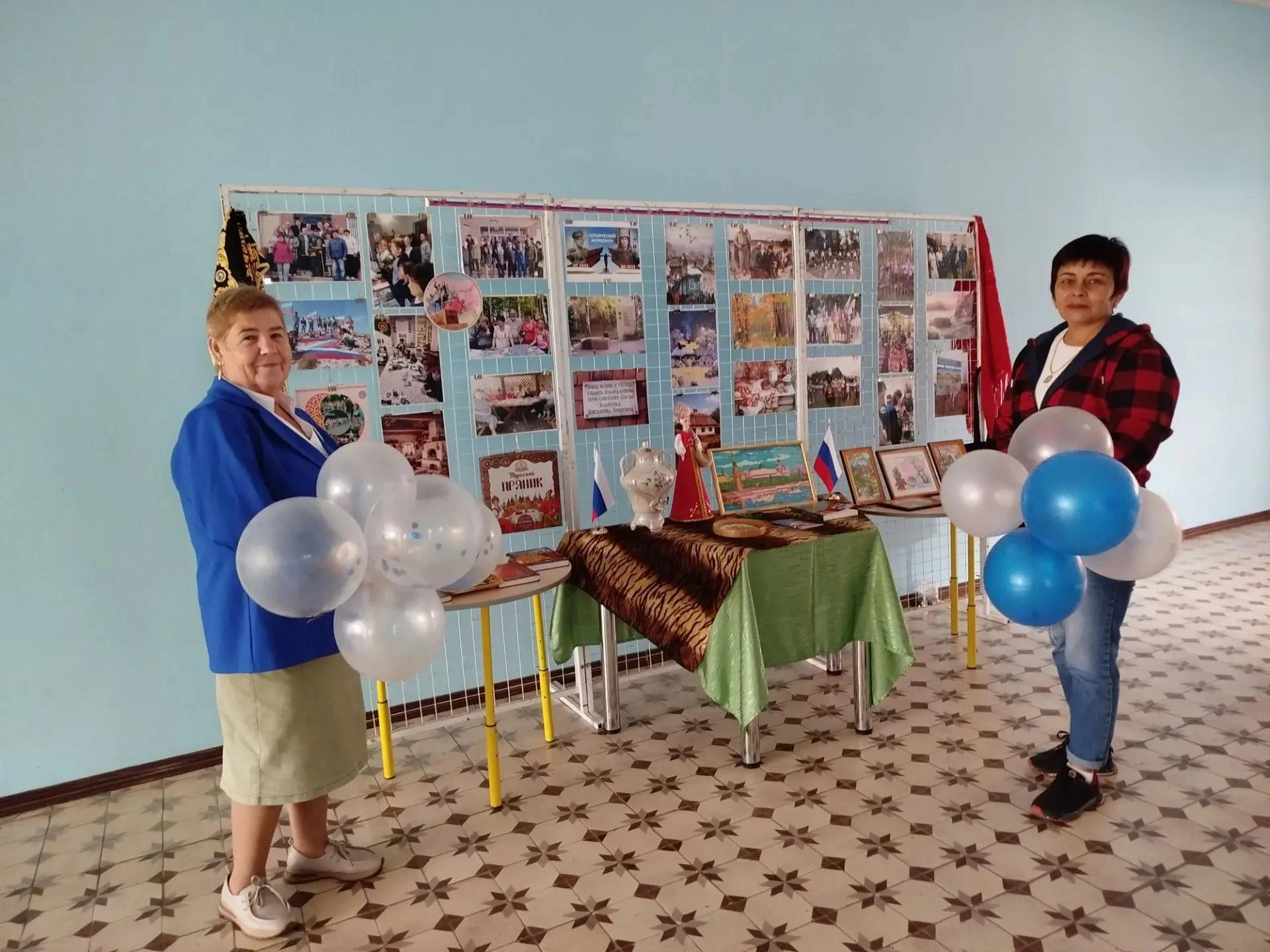 📣В поселке Троицкое состоялся открытый диалог: «Код единства» — жители встретились с р...