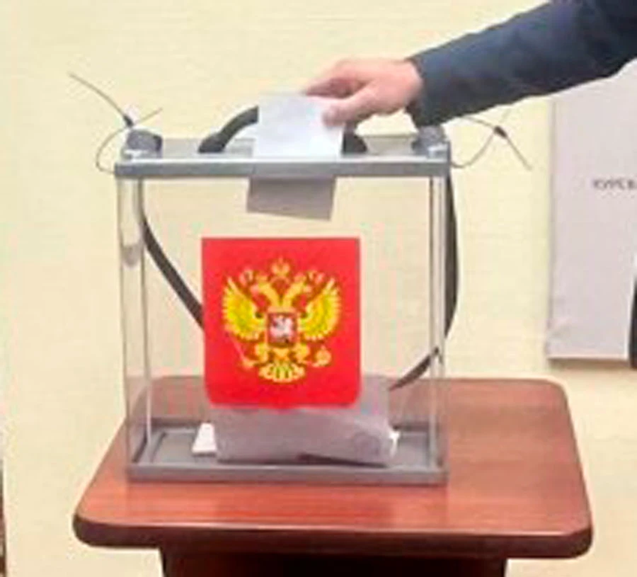 В Курской области завтра, 15 сентября, стартует досрочное голосование. В регионе выбира...