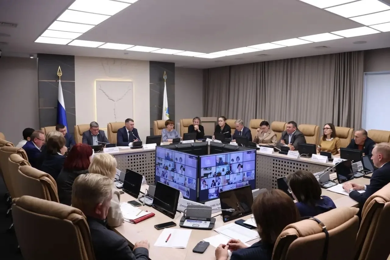 На заседании рабочей группы комитета по социальной политике мы с коллегами по фракции «...