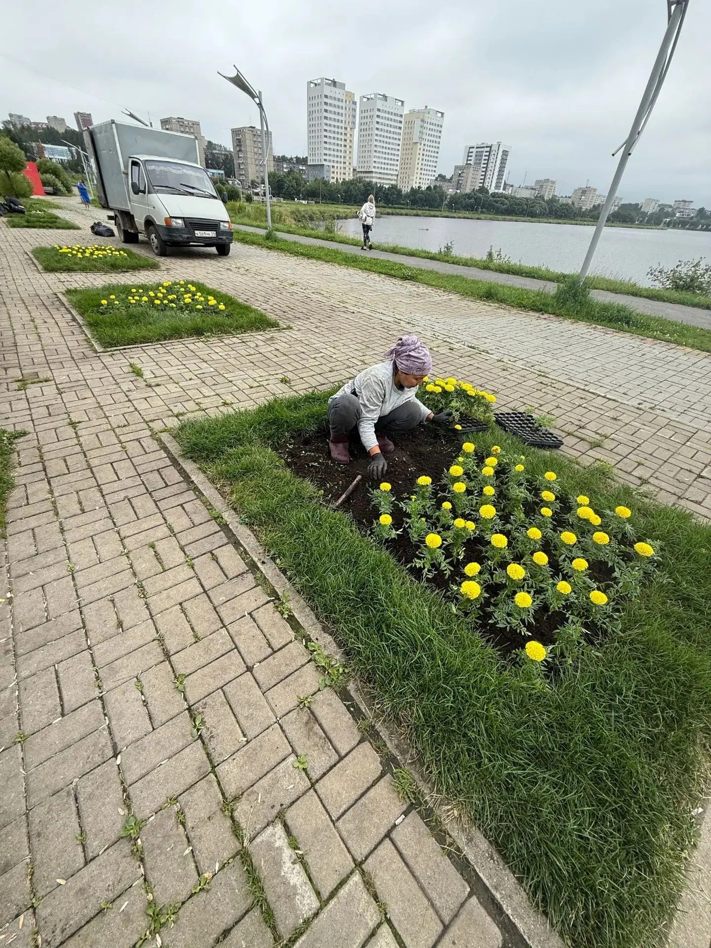 Мы много говорим о благоустройстве, о том, как преображается наш город. За каждым цвету...