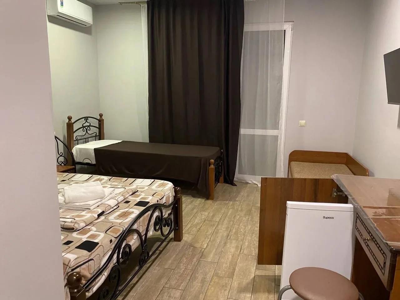 #ГОРНЫЙВОЗДУХ #СОЧИ СНТ Бриз, 6/3  Май 1.000₽ на любой номер Июнь от 2.000₽ ЗАБРОНИРОВАТЬ комнату ⤵️