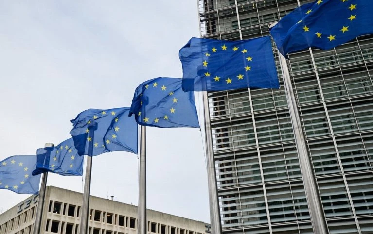 Россия меняет порядок пересечения границы для дипломатов из ЕС

Это также распространяется на диплом