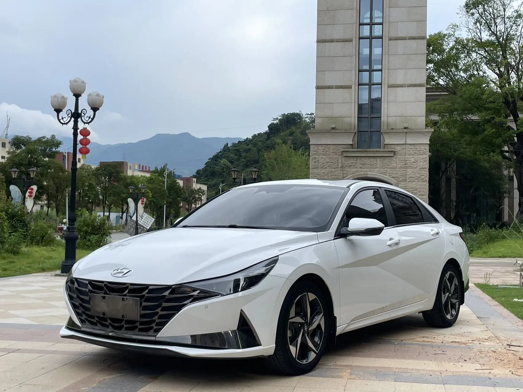 Hyundai Elantra 1.5 115 лс