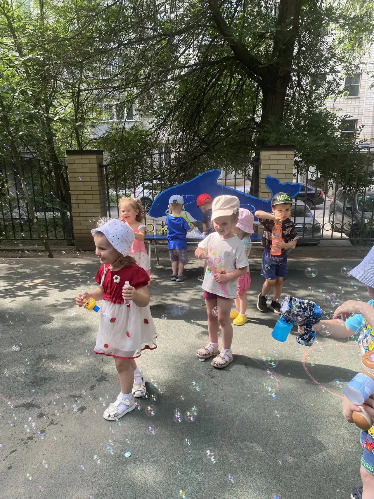 Сегодня наша группа раннего возраста превратилась в самую настоящую «Мыльную сказку»!  Мы отмечали Д