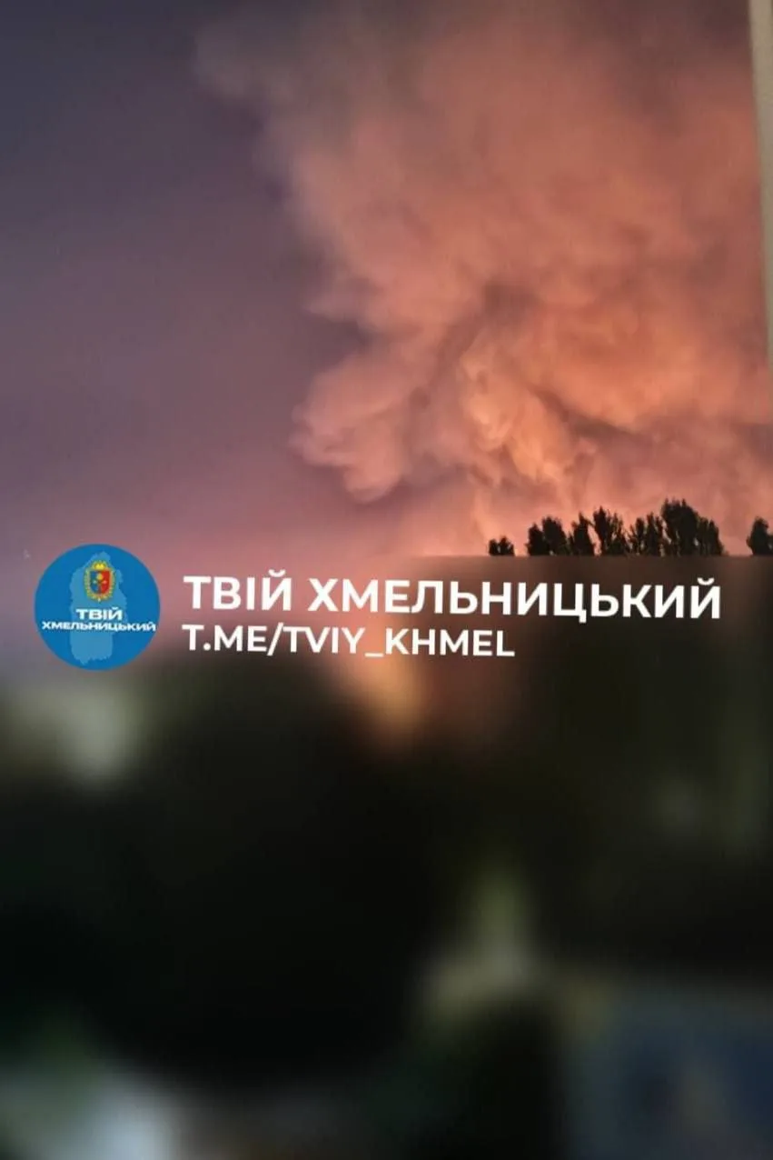 Ночью дважды были атакованы предприятия и склады в Хмельницкой области.