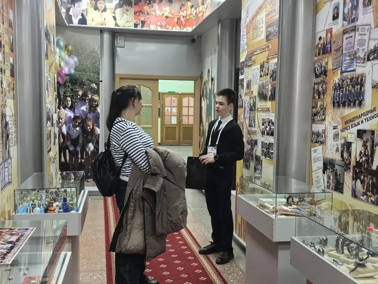 Наш школьный музей ожил по-особенному! ✨  В День открытых дверей мы принимали самых дорогих гостей —
