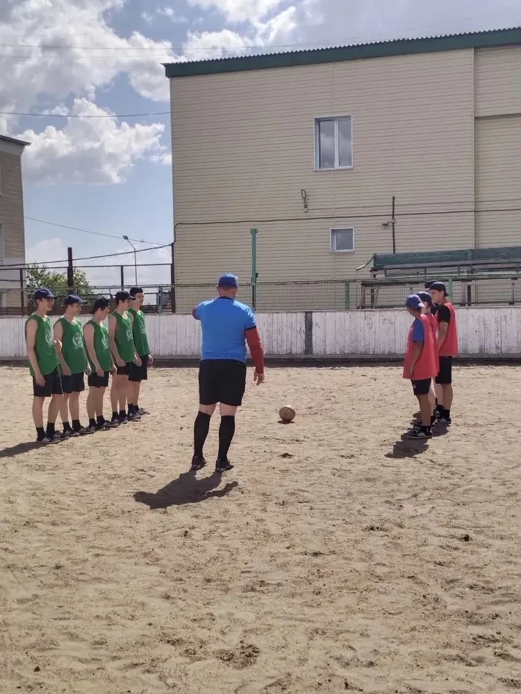 ⚽ Лето в Омском СУВУ — это время активного отдыха, движения и спортивных побед.

Спортивные эстафеты