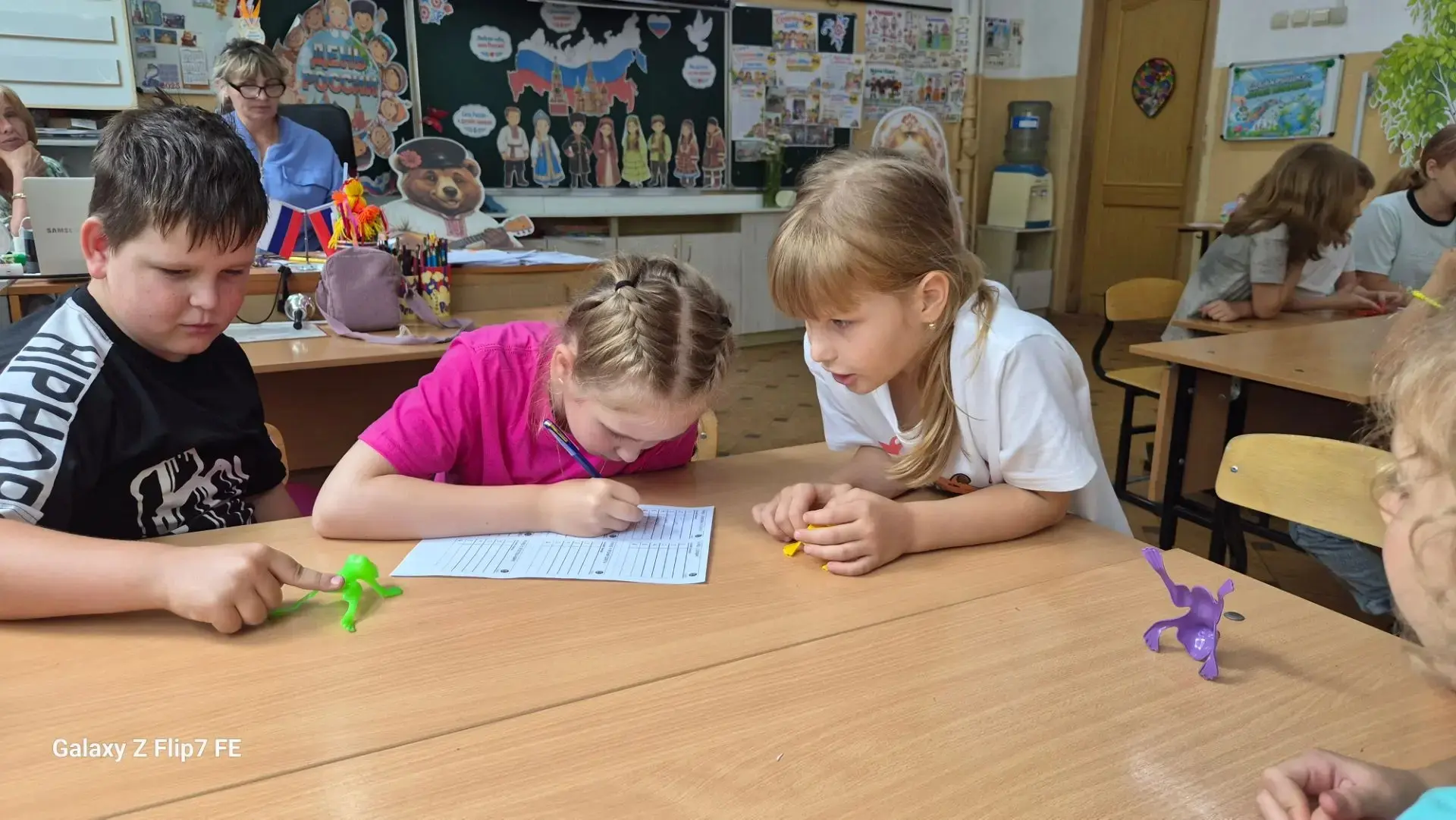 🎉 Весёлый день в пришкольном лагере! 🎉

Сегодня у 2 отряда было по-настоящему увлекательное заняти
