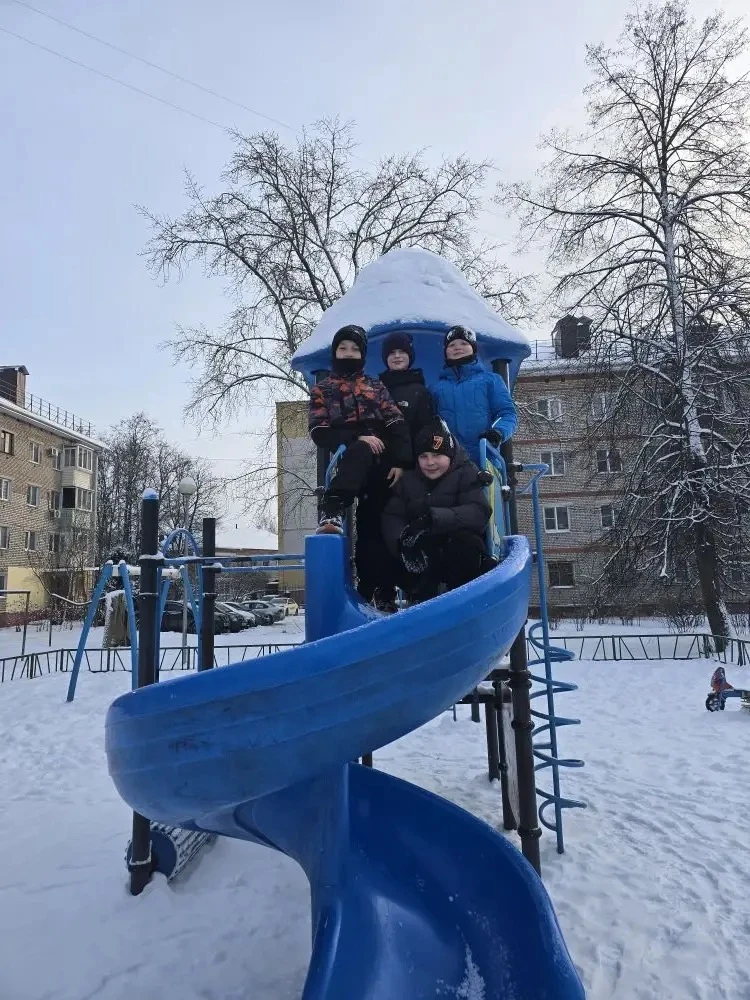 "Когда мои друзья со мной😁"