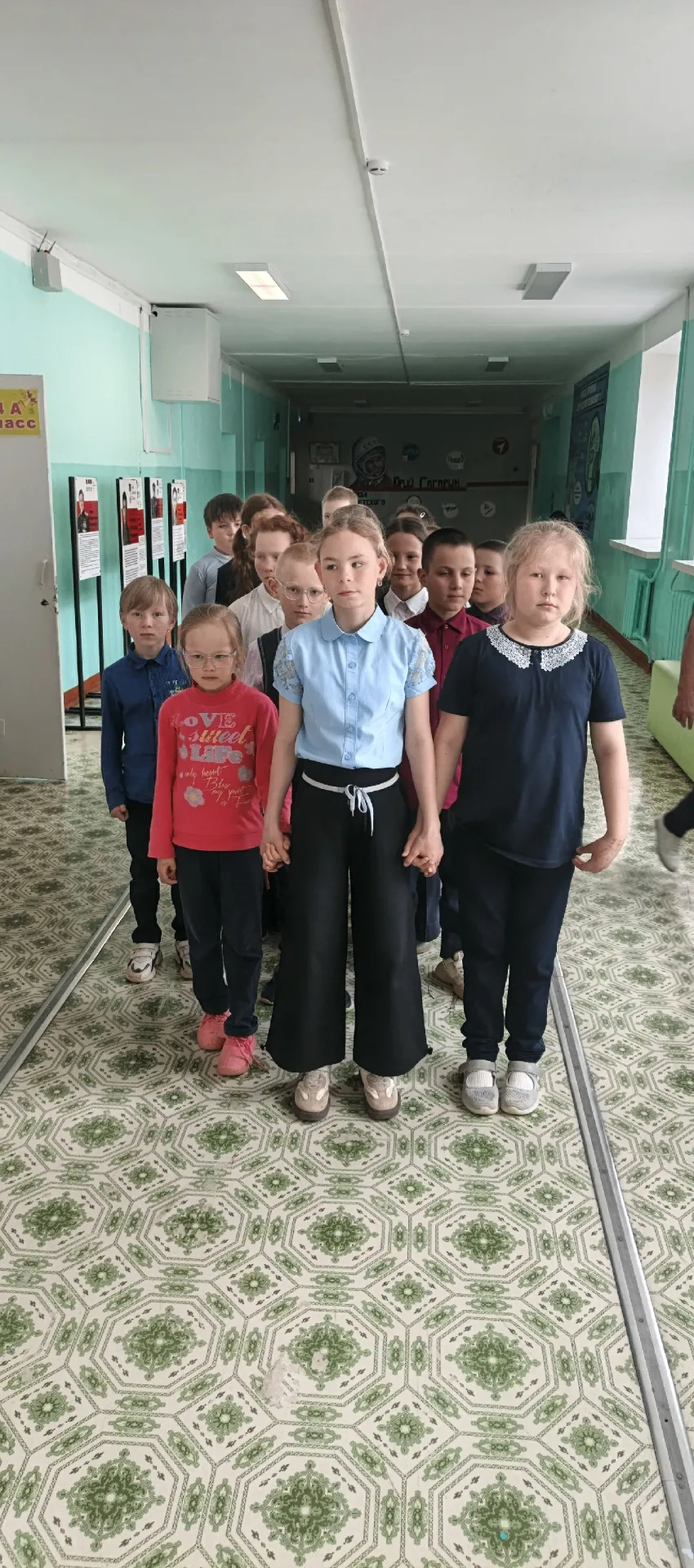 ✨13 мая нашу школу посетили ученики Кушьинской начальной школы под руководством руководителя музея В