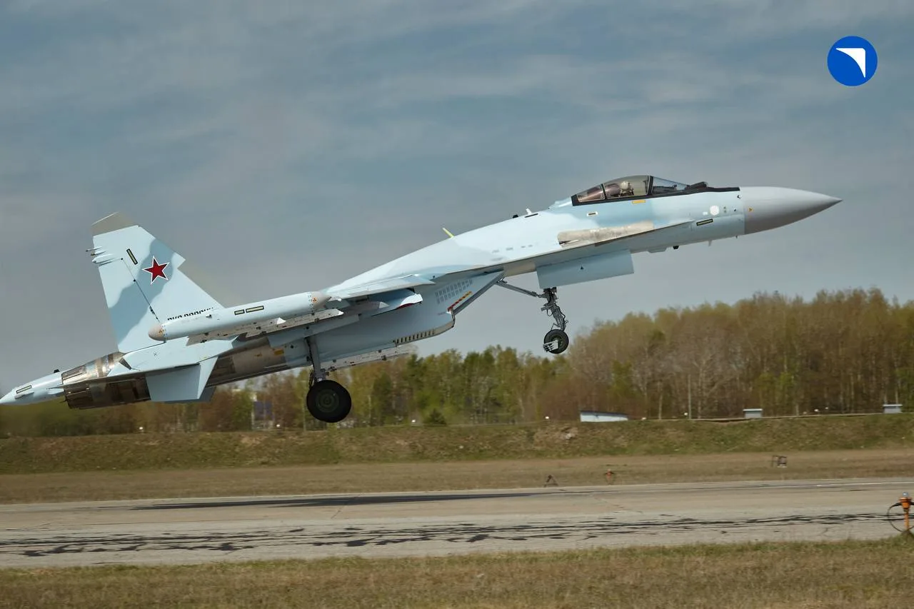 ВКС РФ ПОЛУЧИЛИ ПАРТИЮ ИСТРЕБИТЕЛЕЙ СУ-35С  В Воздушно-космические силы России была передана новая п