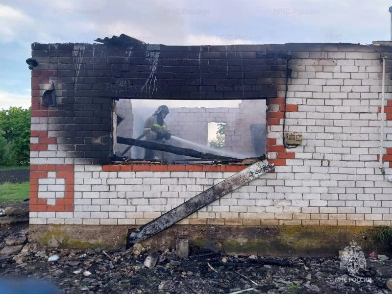 ❗️За сутки сотрудники МЧС России выезжали 17 раз: тушение пожаров, изъятие ВОП и помощь населению   