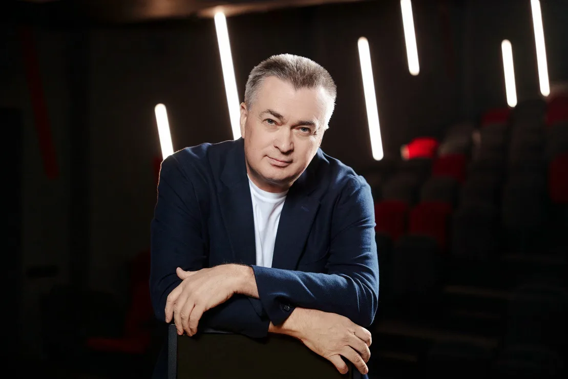 🎉 Ректор Московского Политеха Владимир Миклушевский поздравляет с Днем молодежи: