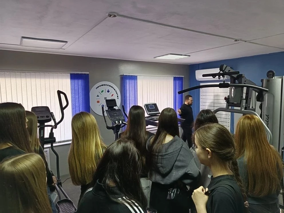 В рамках профориентационной деятельности обучающиеся МАОУ Школа № 128 посетили Уфимский многопрофиль