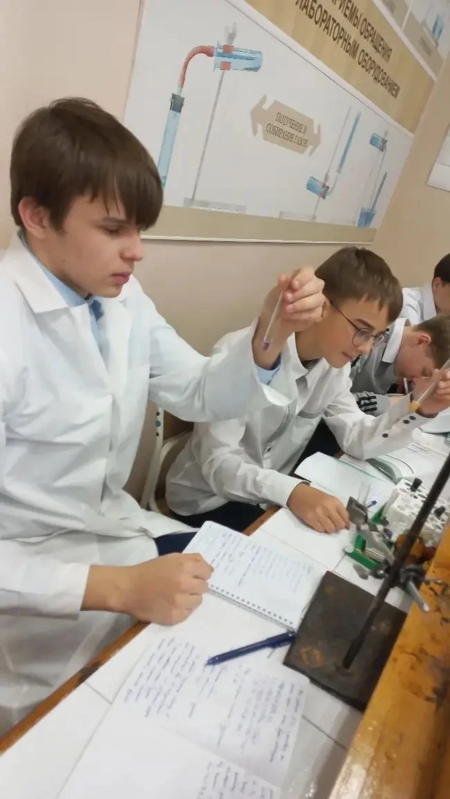 ДЕНЬ РОССИЙСКОЙ НАУКИ 🧬   В преддверии Дня Российской науки в нашей школе прошёл единый урок «День Р