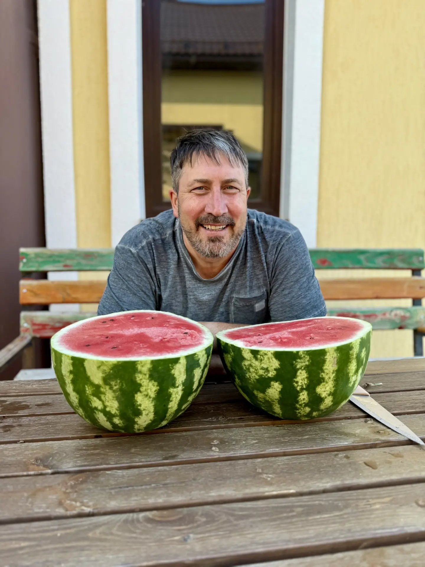 Август - это арбузы. 🍉
