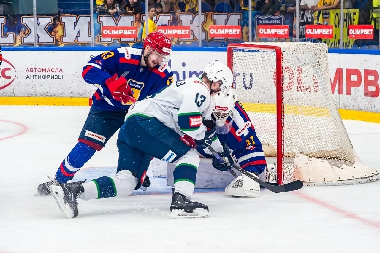 🏒 Команда «Югра» одержала победу над «Химиком» на выезде и вышла вперёд в финальной серии плей-офф В
