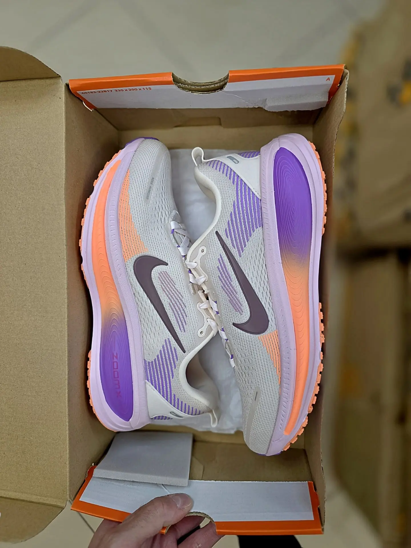 Nike Vomero 18