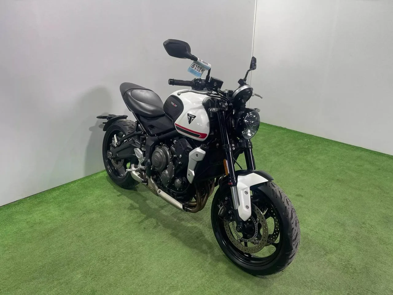 TRIUMPH TRIDENT 660 в наличии во Владивостоке  Характеристики:  - 2021 год - объем 660 см3 - Аукцион