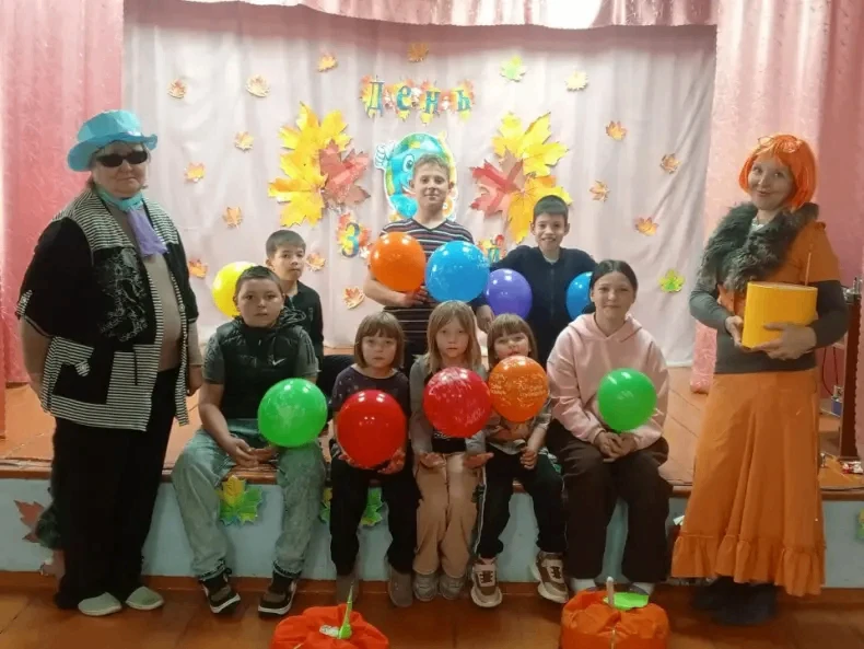 1 сентября в Нижегородском сельском клубе творческие работники культуры совместно с биб...