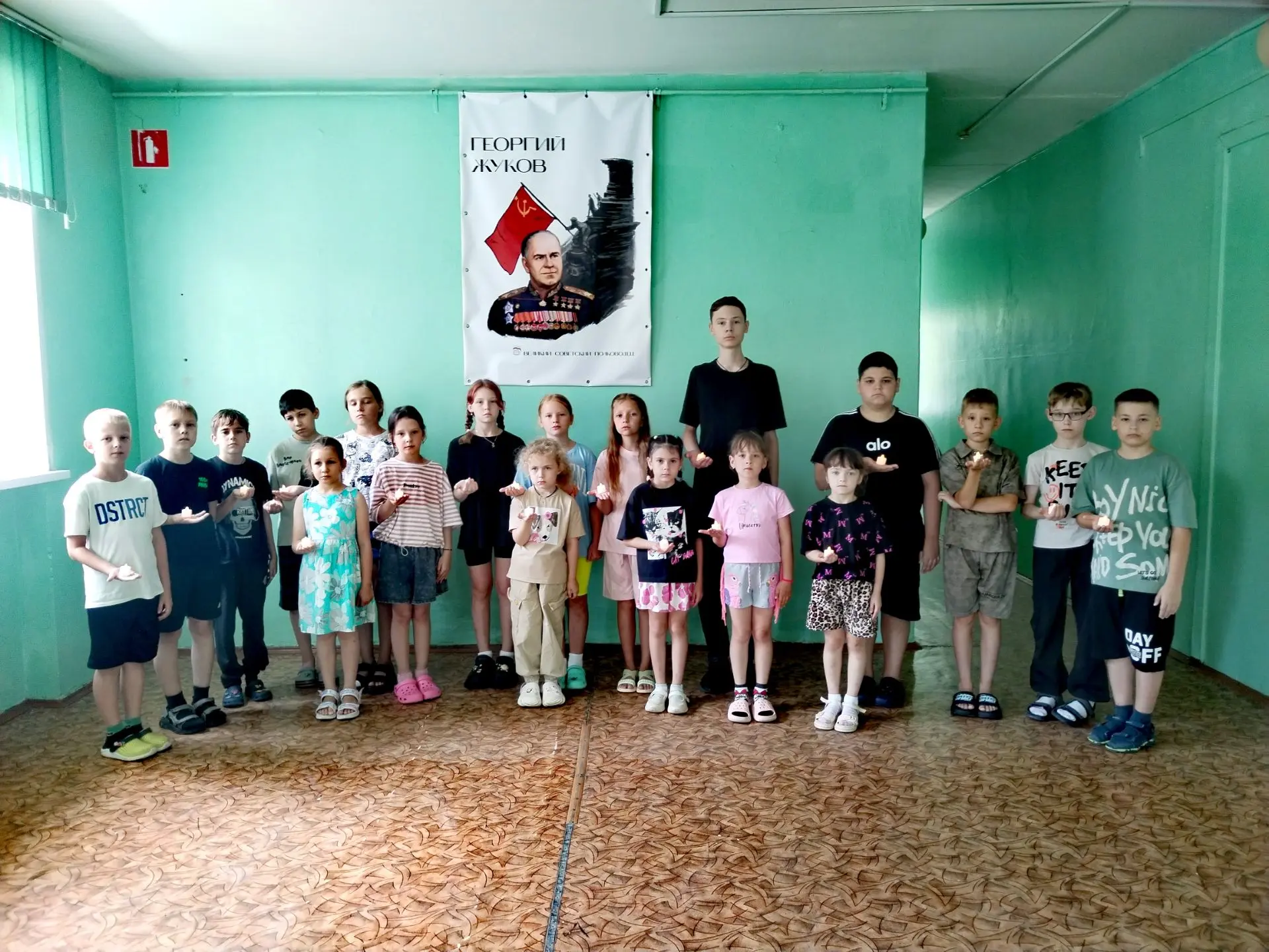 Тишина, которая громче слов... 
Сегодня в нашем лагере «Остров фантазий» прошёл важный разговор о на