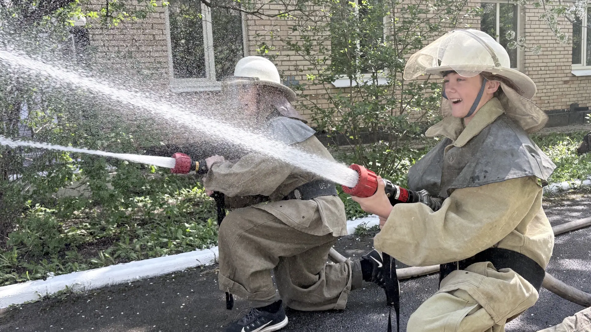 Праздник «Только сильным и смелым покоряется огонь»