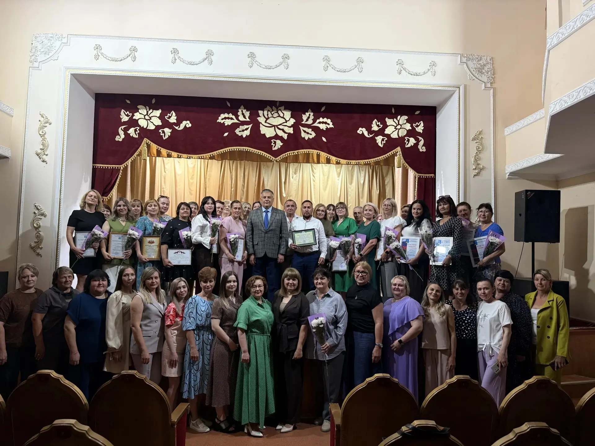 Камско-Устьинском РДК прошло мероприятие, посвященное дню социального работника. 
День социального р
