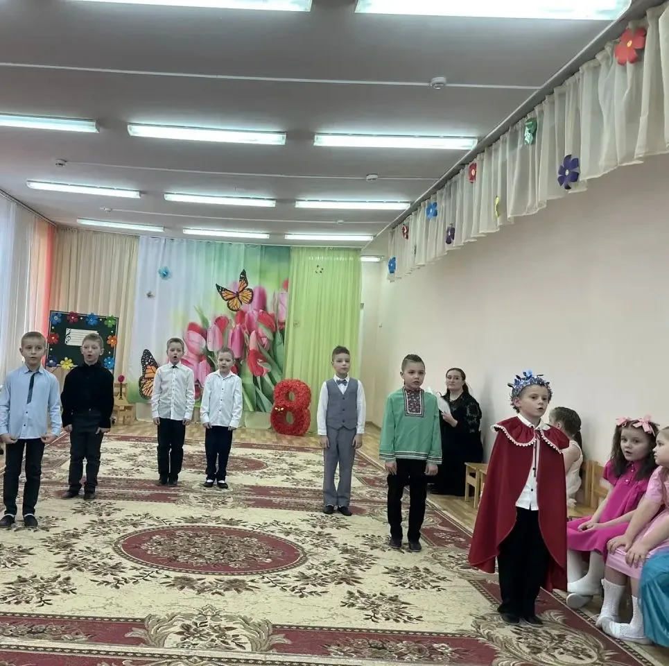 🌷 Сегодня в нашем детском саду начались утренники, посвящённые Международному Женскому...
