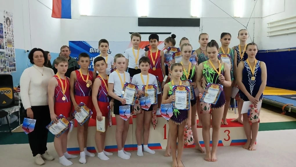 🎉 Поздравляем Малахова Алексея, ученика 2-Д класса нашей школы, с блестящей победой! 🏆 Алексей стал 