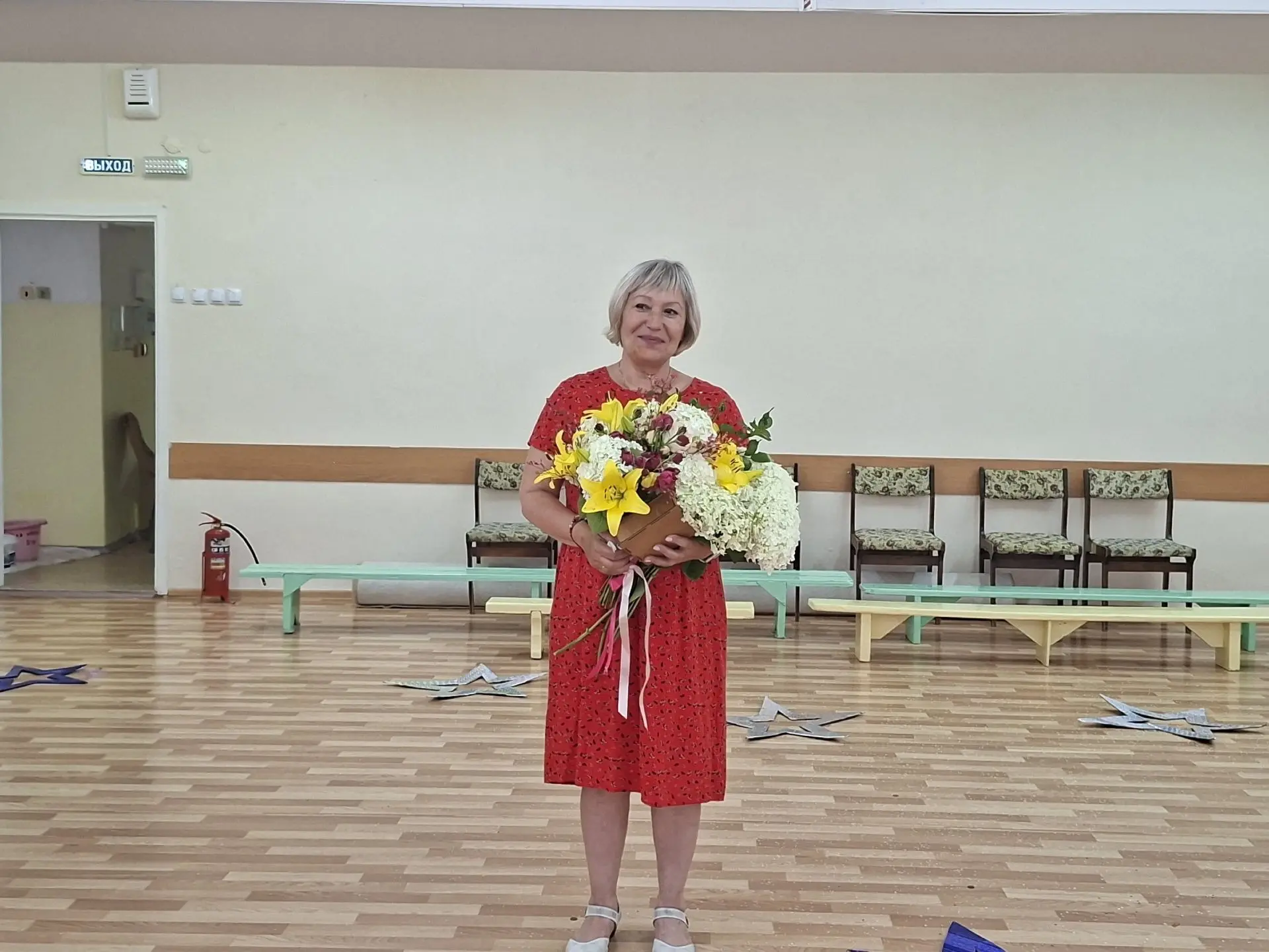 🎉С Юбилеем поздравил сегодня коллектив детского сада Нину Борисовну Русанову. 💪За плечами этого во
