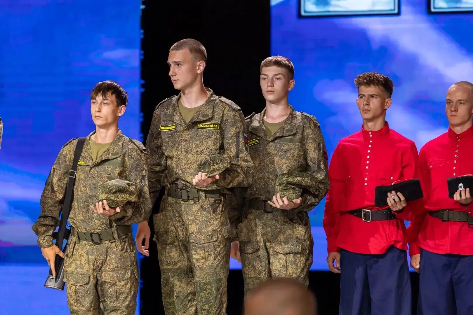 😍 Посмотрите на наших гвардейцев! 🤍💙❤ Эти ребята не только сильные и спортивные, но ...