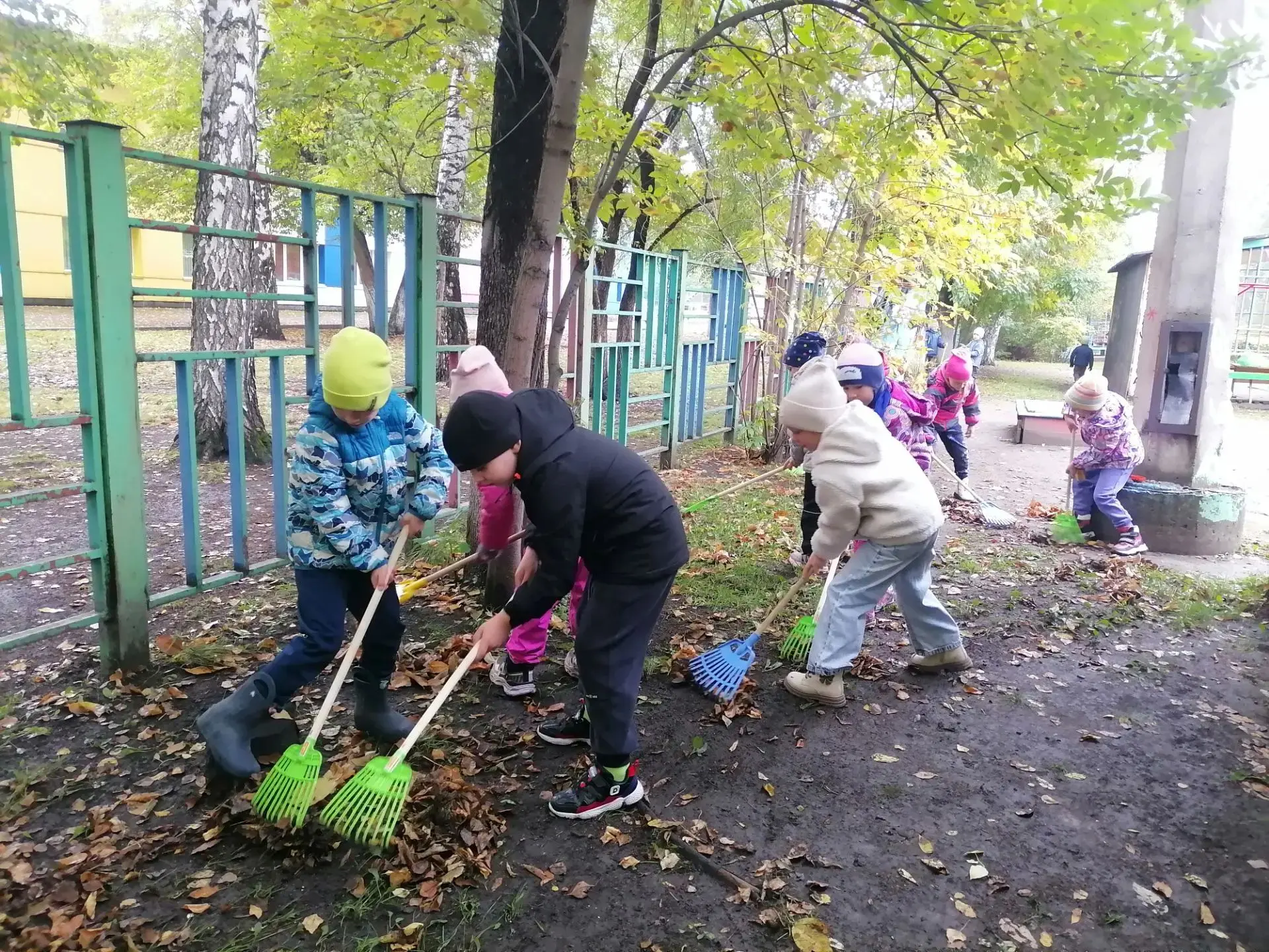 🍁 ТРУДОВОЙ ДЕСАНТ В ДЕЛЕ! 🍁