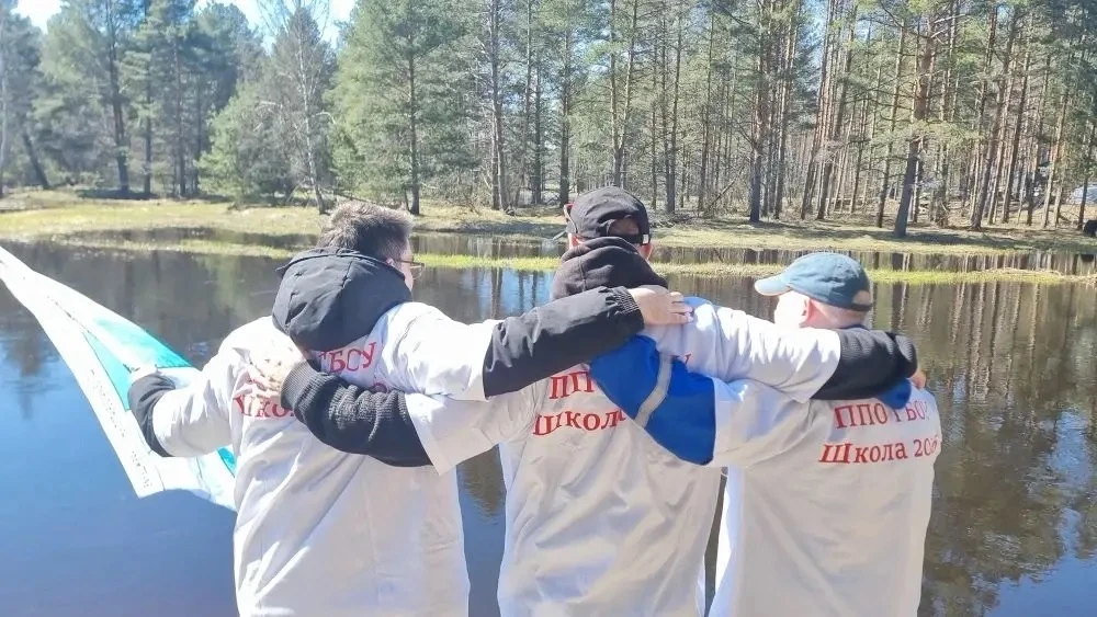 👏🏼 Прошлые выходные наша команда педагогов "Горы по колено" приняла участие в III туристском слёте В