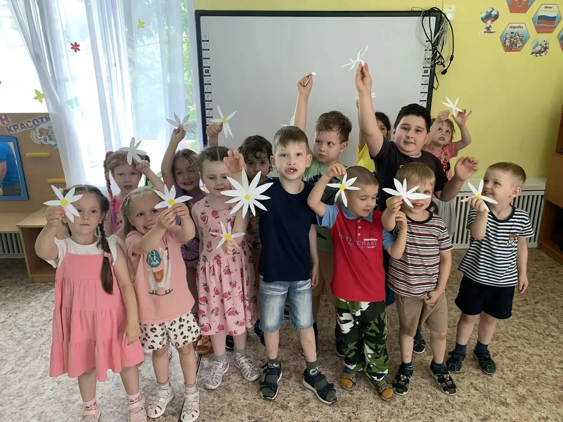 Солнечный праздник в нашем саду: День семьи, любви и верности! 
Сегодня у нас был особенный день, на